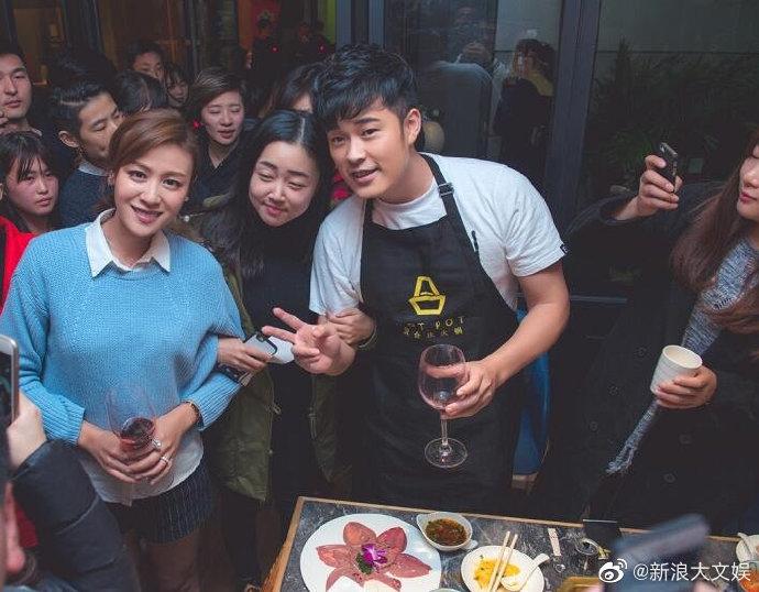 Quán lẩu mỹ nam Trần Hách sập trần, 2 người đang ăn phải cấp cứu-7