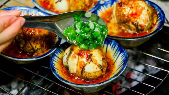 Độc đáo món trứng vịt lộn nướng muối ớt ngon thơm cuối tuần-6