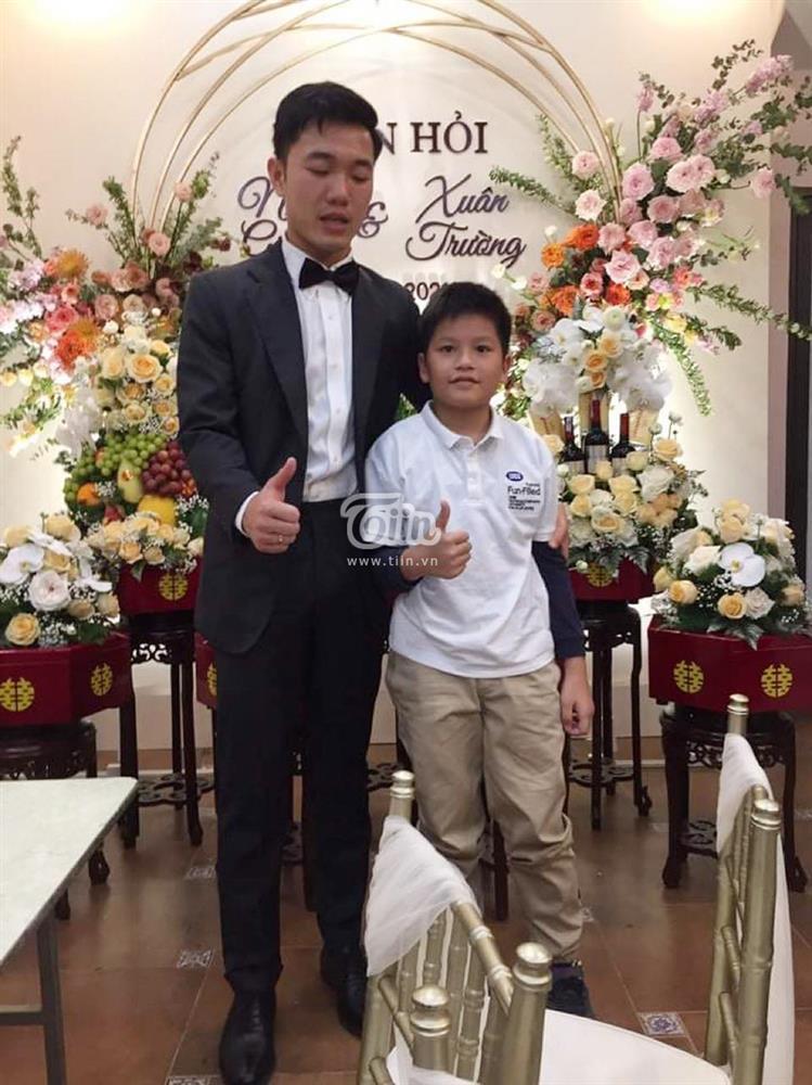 Thêm loạt ảnh cực độc trong lễ ăn hỏi Xuân Trường-2