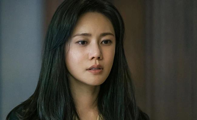 Mẹ đẻ đến nhà, tôi chuẩn bị bữa cơm thịnh soạn thì chồng chép miệng-1