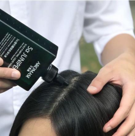 Ghi sổ tay 5 mẹo tuyệt hay để trời nồm nhưng tóc vẫn không hề bết dính-5