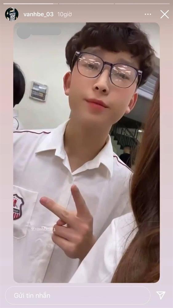 Em trai Á hậu Huyền My lại giật spotlight, diện vest bảnh tỏn đúng chuẩn soái ca-2