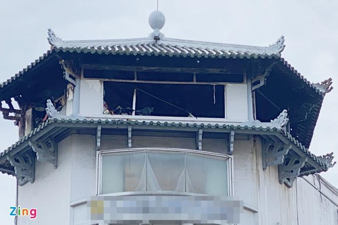 Khách sạn Đồng Khánh ở quận 5 TPHCM bốc cháy trong mưa-2