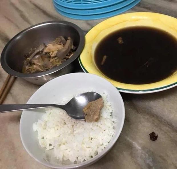 Uất nghẹn đưa mẹ chồng 10 triệu tiền ăn nhưng cơm cữ ngày nào cũng chỉ 1 món-5