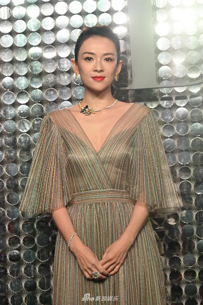 Chương Tử Di đẹp rực rỡ, Hề Mộng Dao đô con khó nhận ra-1