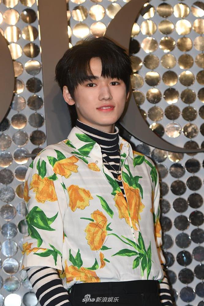 Chương Tử Di đẹp rực rỡ, Hề Mộng Dao đô con khó nhận ra-7