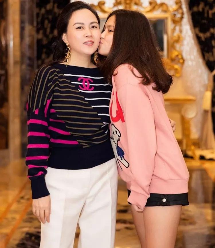Bóc giá ngôi trường Phượng Chanel cho con gái theo học ở Hà Nội-1