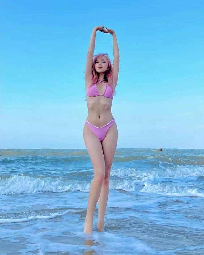 Cứ qua 1 ngày, đối thủ đáng gờm trên đường đua bikini xuất hiện càng nhiều-8