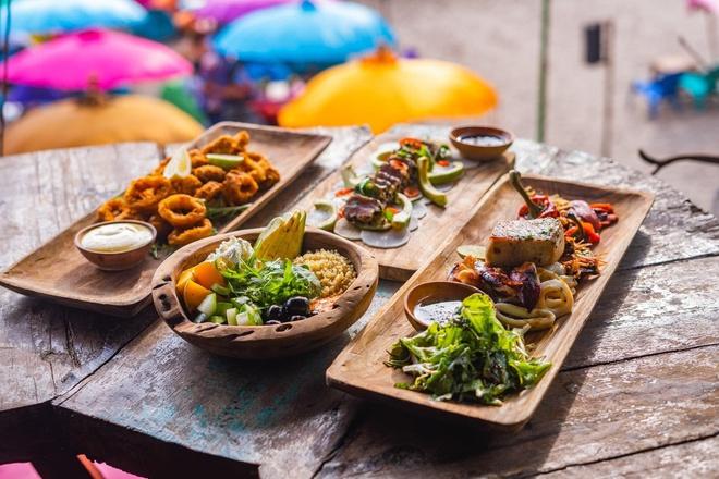 Choáng ngợp trước thiên đường 7 sắc cầu vồng như Bali trên bãi biển Đà Nẵng-10