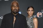 Kanye West đòi quyền nuôi con với Kim Kardashian