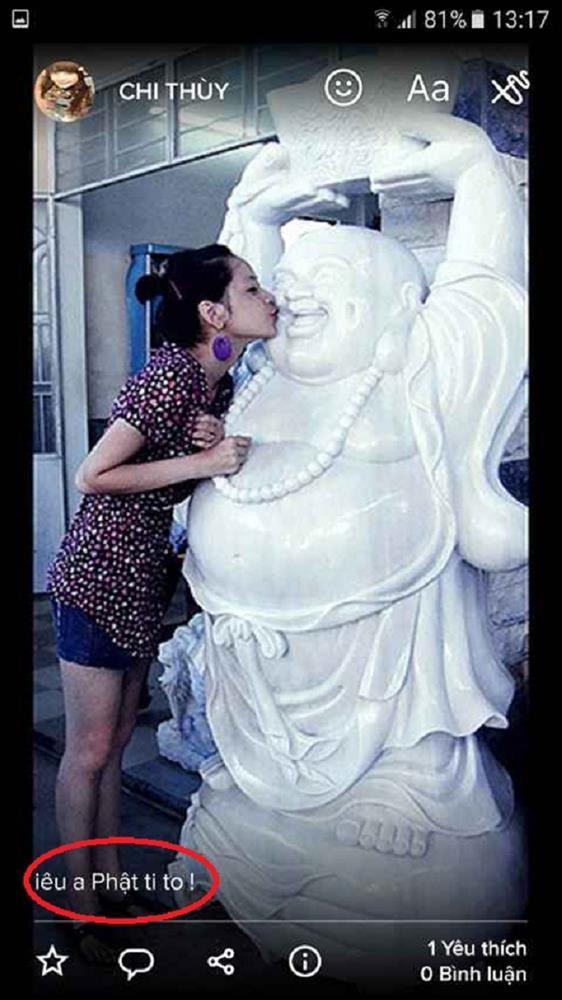 Những cú pose kém duyên bên bia mộ, tượng Phật của người nổi tiếng-8