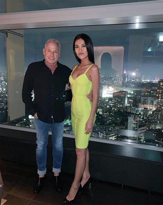 Những chuyến du lịch của Cổ Ngân và tỷ phú 72 tuổi trước khi chia tay-10