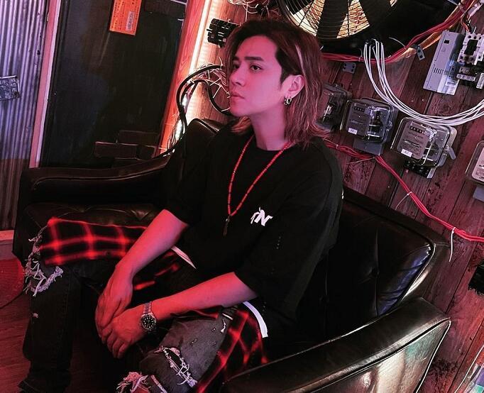 Bị đuổi khỏi showbiz, La Chí Tường kiếm sống bằng cách nào?-1