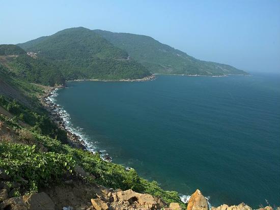 Choáng ngợp trước thiên đường 7 sắc cầu vồng như Bali trên bãi biển Đà Nẵng-17