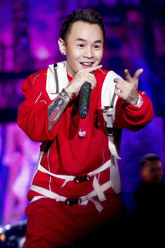 Rapper nào có cát-xê gấp 12 lần hoa hậu?-3