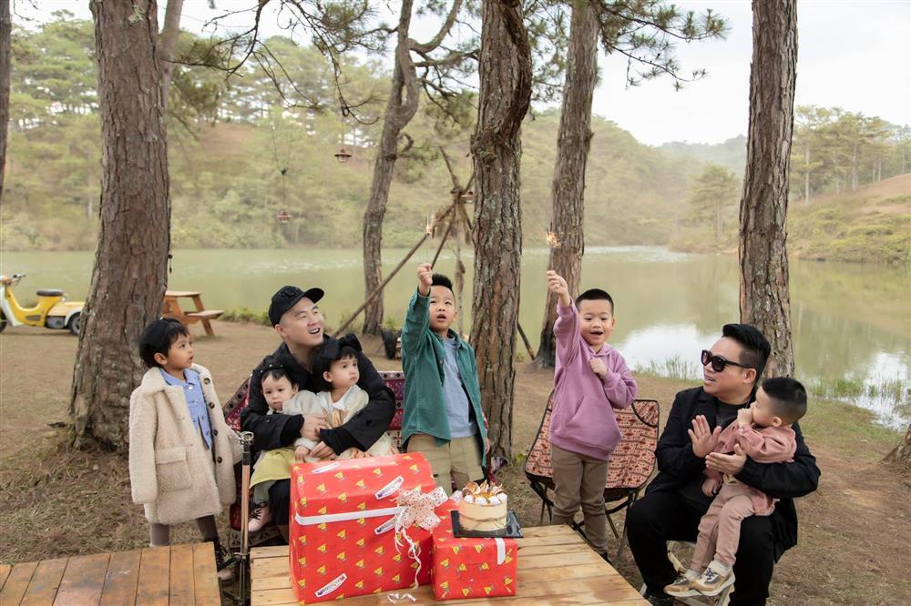 Hàng loạt gia đình muốn trao con cho Đỗ Mạnh Cường-4