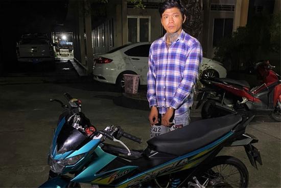 Bắt khẩn cấp nghi phạm đâm chết 2 người ở Bình Dương