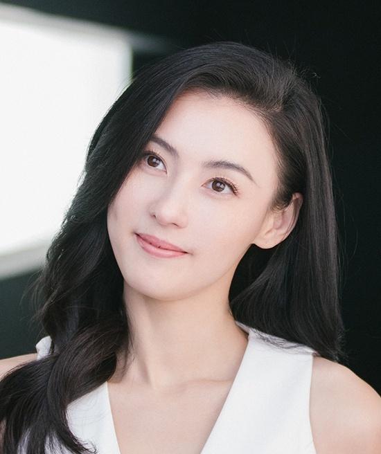 Trương Bá Chi bật mí dưỡng da căng mướt ở 40 tuổi bằng Vaseline-2