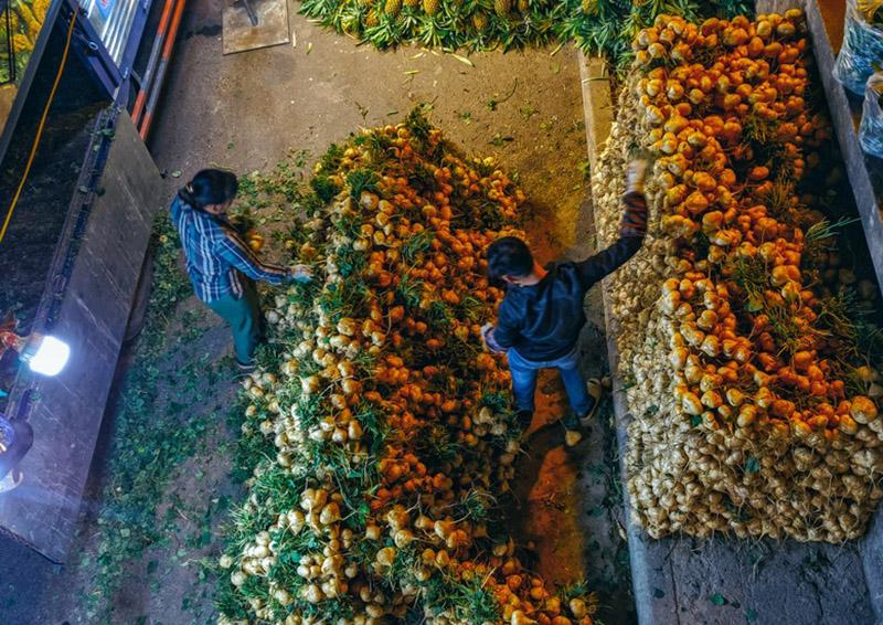 Bộ ảnh: Khám phá Hà Nội về đêm với chợ Long Biên không ngủ-6