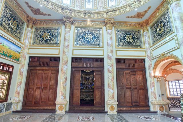 Cận cảnh tòa lâu đài choáng ngợp, chủ nhân mới 56 tuổi ở Hưng Yên-7