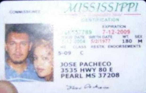 Nghiêm túc chụp ảnh thẻ nhưng đời xô đẩy ta thành diễn viên hài-9