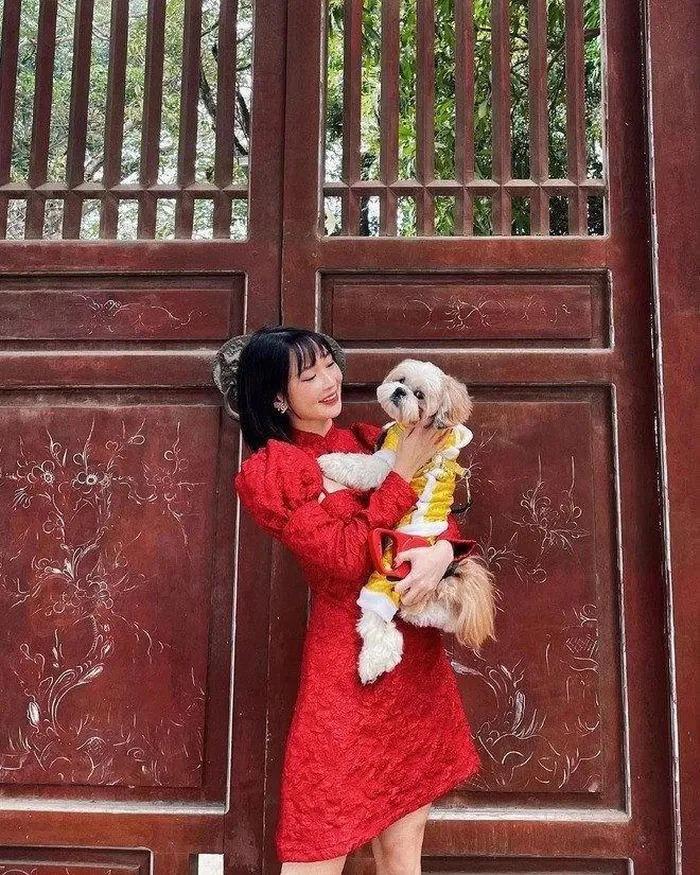 Ăn mặc phản cảm nơi công cộng, bao lần giới trẻ gây bức xúc-8