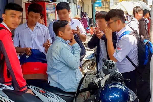 Dàn hot girl ma túy thích trưng của khoe thân, chăm giảng đạo lý-14