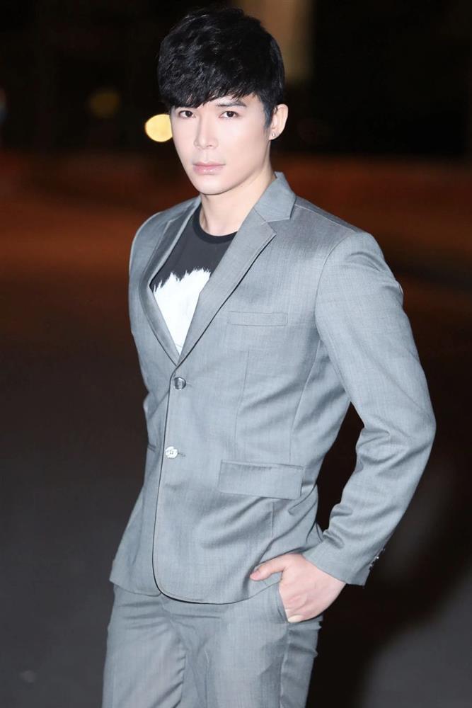 Nathan Lee chửi quản lý Ngọc Trinh: Ngu dốt và đần độn-1