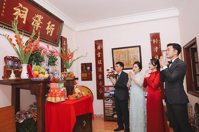 Ảnh hiếm xuất hiện mẹ đẻ và mẹ vợ Xuân Trường - Nhuệ Giang-1