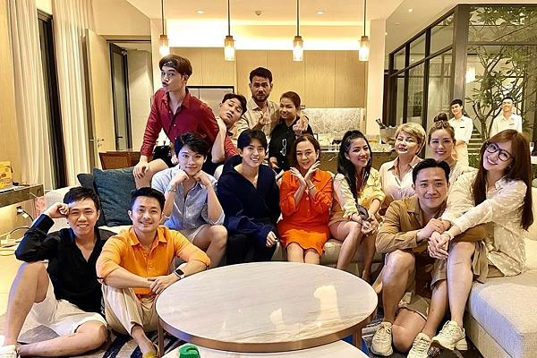 4 hội bạn thân sang chảnh bậc nhất showbiz Việt-6