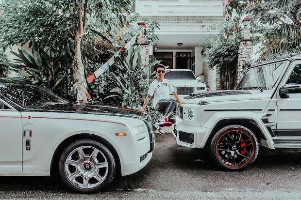 Ngắm biệt thự chật không còn chỗ để xe của Minh Nhựa và Mina Phạm-10