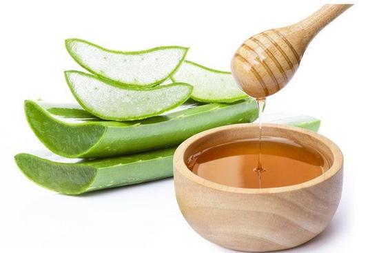 Công thức mặt nạ mật ong cho bạn gái làn da sáng không tì vết
