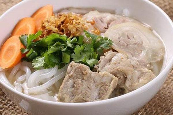 Cách nấu bánh canh sườn heo cho bữa sáng cuối tuần-2