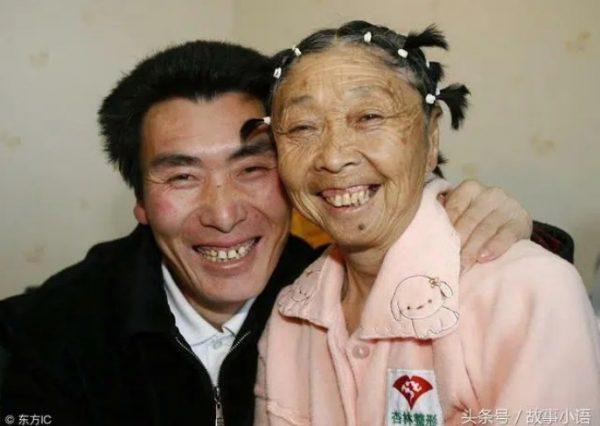 Phẫu thuật níu giữ chồng trẻ, cặp đôi bà cháu cách 33 tuổi vẫn đường ai nấy đi-1