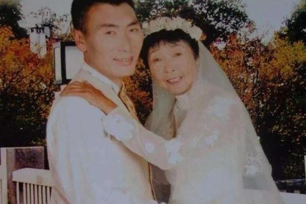 Gái xinh Việt tuyển người yêu gặp rắc rối khi đập người xây lại-21