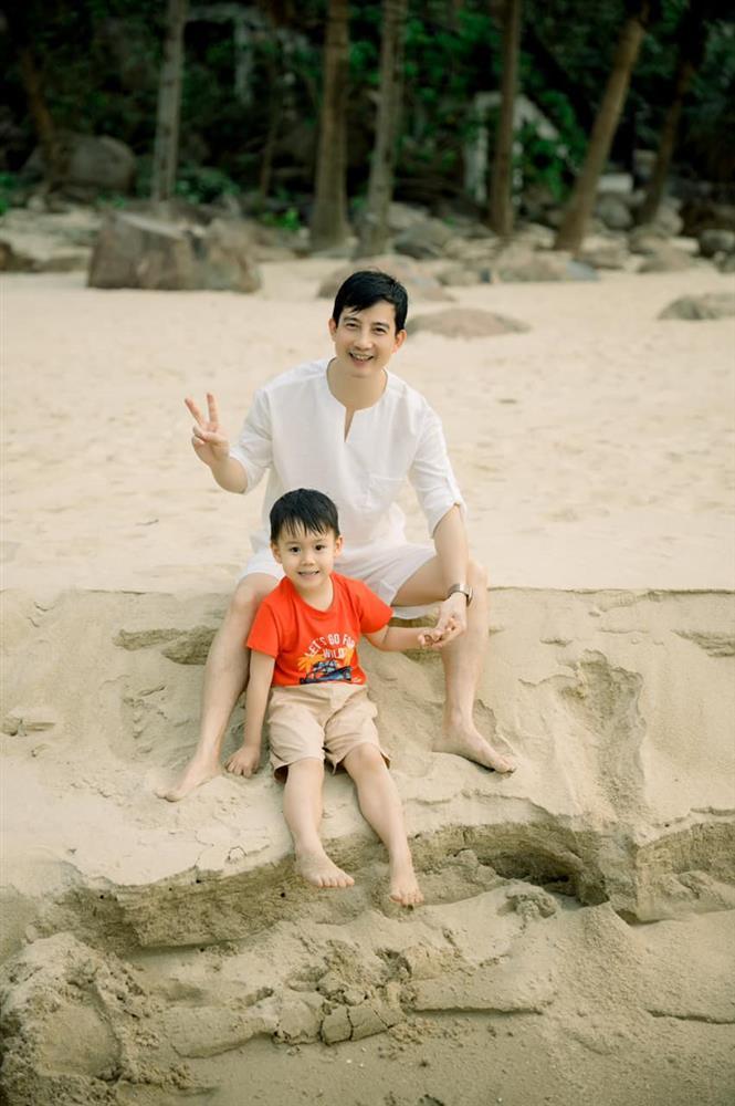 Công Lý bình luận bệnh hoạn vào ảnh bikini đồng nghiệp-7