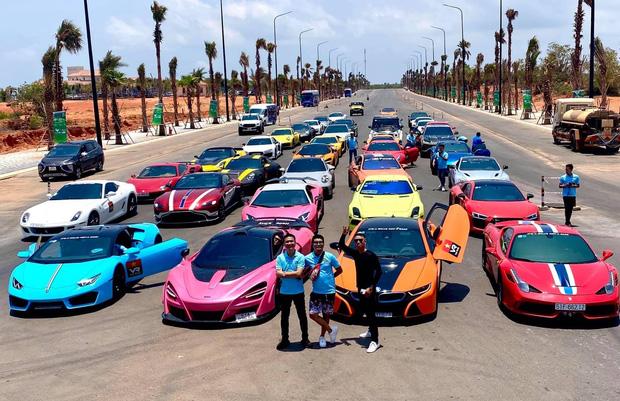 Lâu lắm mới thấy dàn đại gia, rich kid tụ họp, đã vậy nườm nượp khoe siêu xe-7