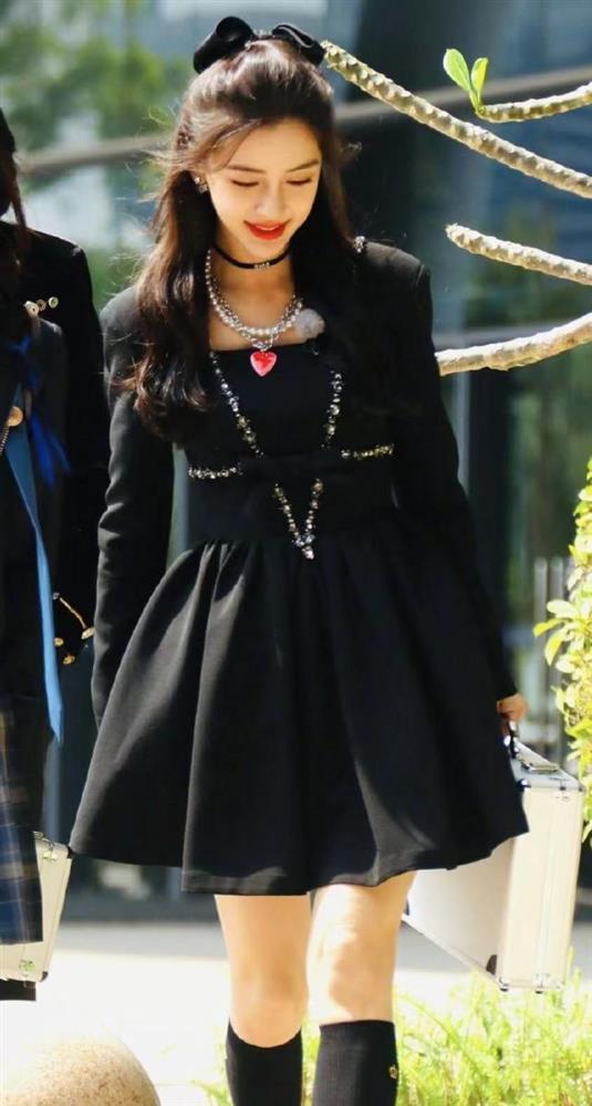 Khoảnh khắc Angelababy dành ánh mắt tình tứ nhìn Huỳnh Hiểu Minh phá vỡ tin đồn ly hôn-3