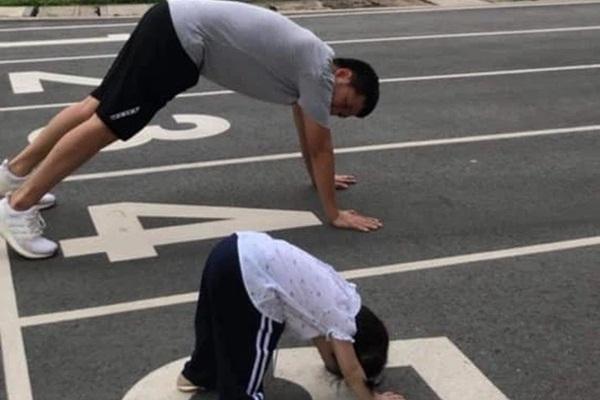 Trường Giang đưa con đi chơi cuối tuần