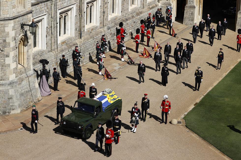 Toàn cảnh đám tang Hoàng thân Philip, phu quân Nữ hoàng Elizabeth II-3