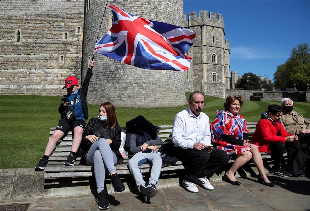 Toàn cảnh đám tang Hoàng thân Philip, phu quân Nữ hoàng Elizabeth II-12