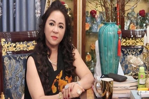 Vì sao vợ đại gia Dũng Lò Vôi lại khiến hàng loạt sao Việt nổi giận?-1