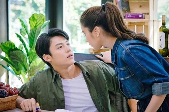 'Dốc cạn' vì chồng vẫn phải nghe 2 từ 'ích kỷ', lời tuyên bố của cô vợ khiến anh run rẩy