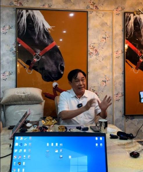 Ông Dũng Lò Vôi livestream nói về đám nghệ sĩ gây tranh cãi-4