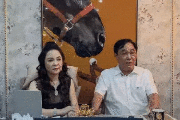 Ông Dũng Lò Vôi livestream nói về đám nghệ sĩ gây tranh cãi-2