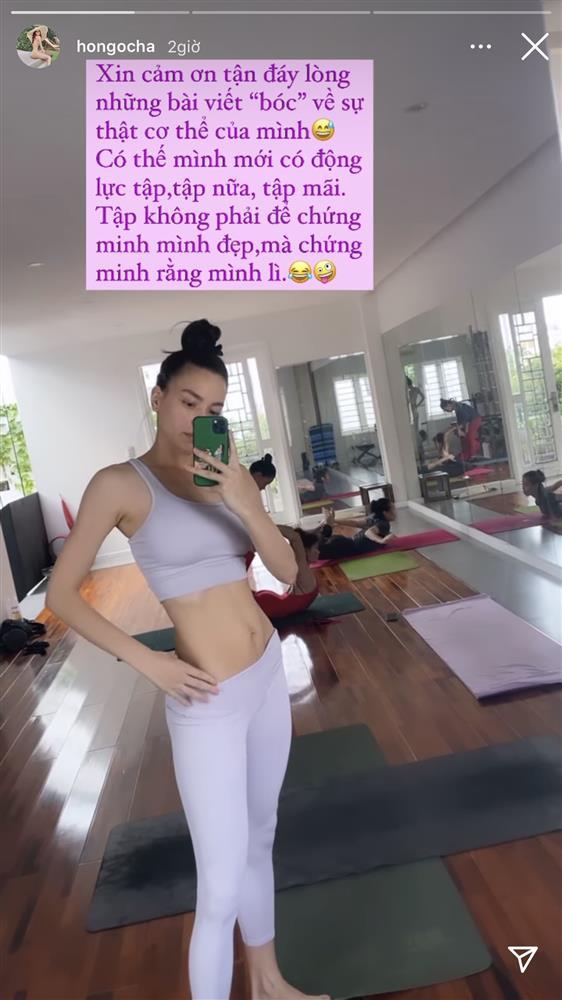 Vừa dạy dỗ những kẻ chê body bỉm sữa, Hà Hồ miệt mài tập tành những gì để lấy lại phong độ?-1