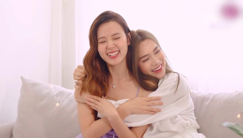 Midu thử phong cách trang điểm say rượu sexy để quyến rũ trai trẻ-1