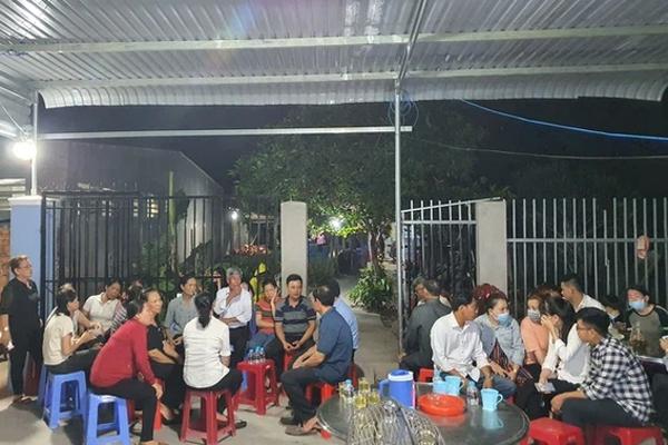 Nghi can hiếp dâm, bóp cổ bé 5 tuổi vẫn đến đám tang cả ngày-5