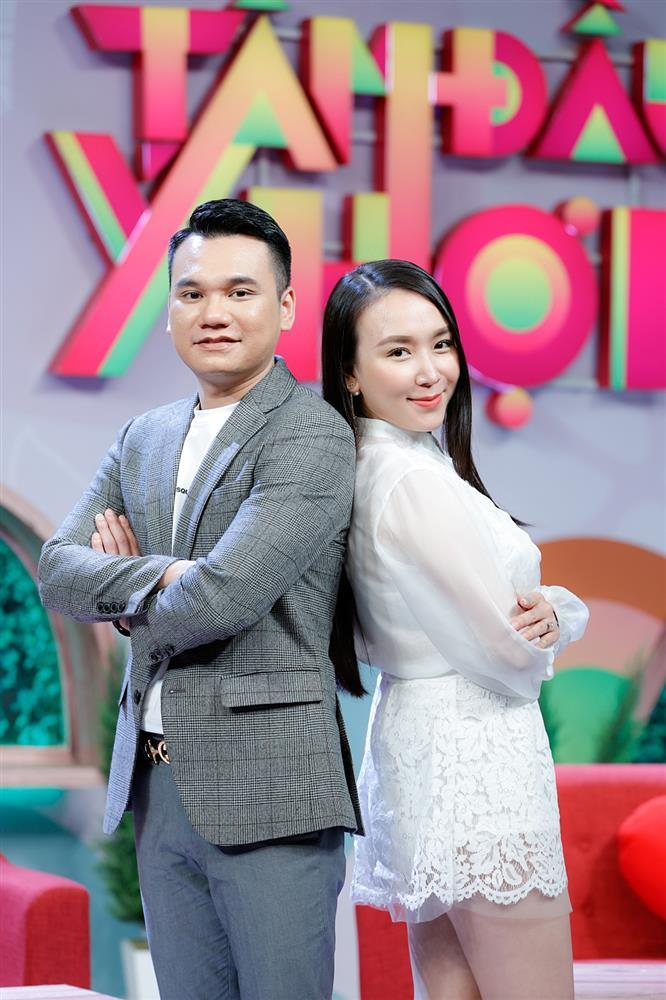 Khắc Việt tiết lộ gia thế khủng nhà vợ, bà xã chỉ đam mê kim cương-1