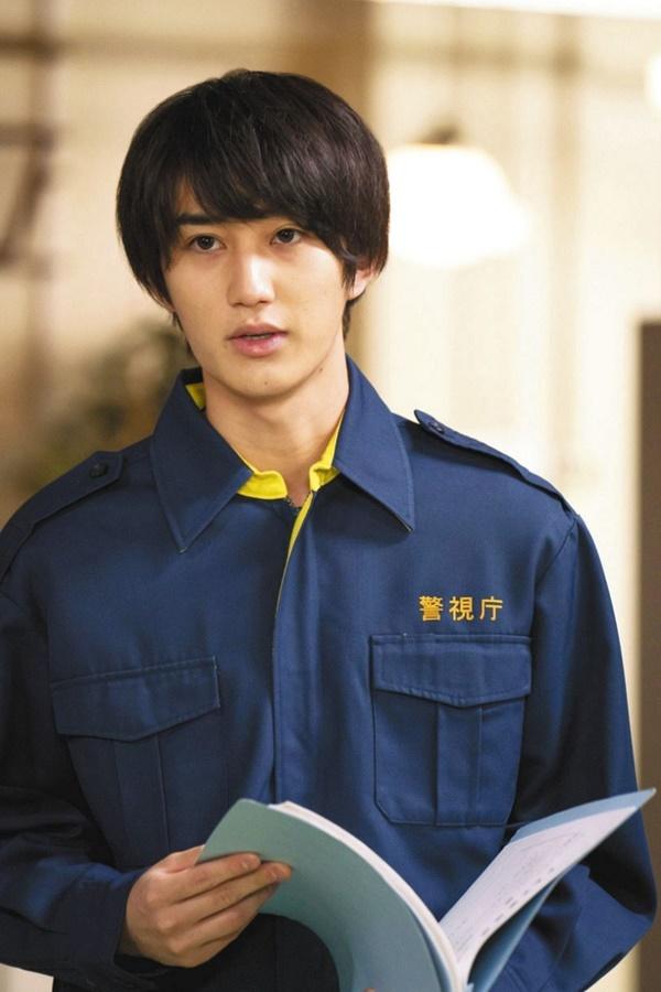 Cô gái dao kéo thành hot girl, hẹn hò rồi tung ảnh giường chiếu của Idol để trả thù-2